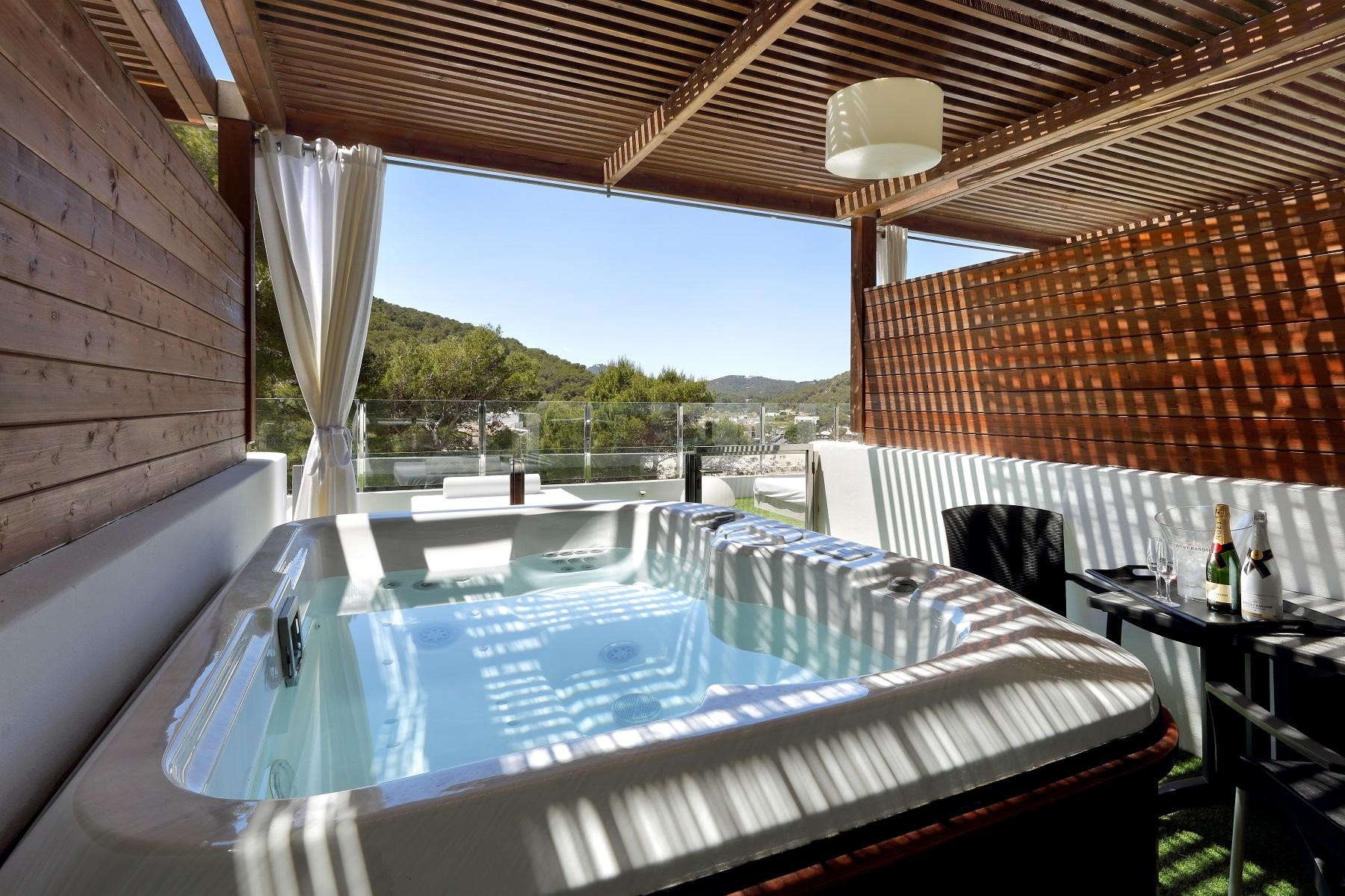 Palladium Cala LLonga