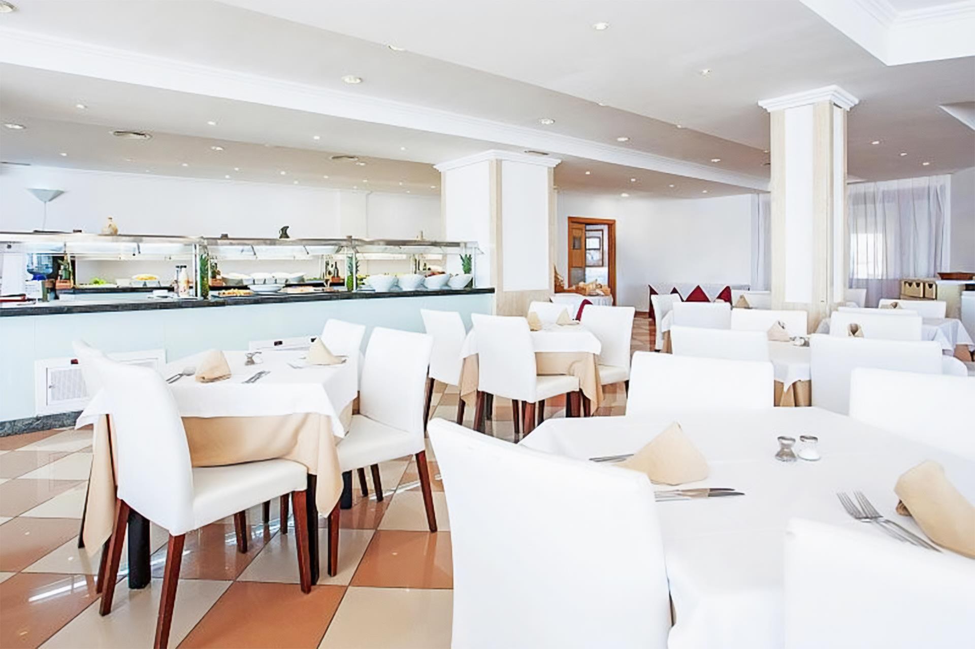 Grupotel Imperio Playa 8