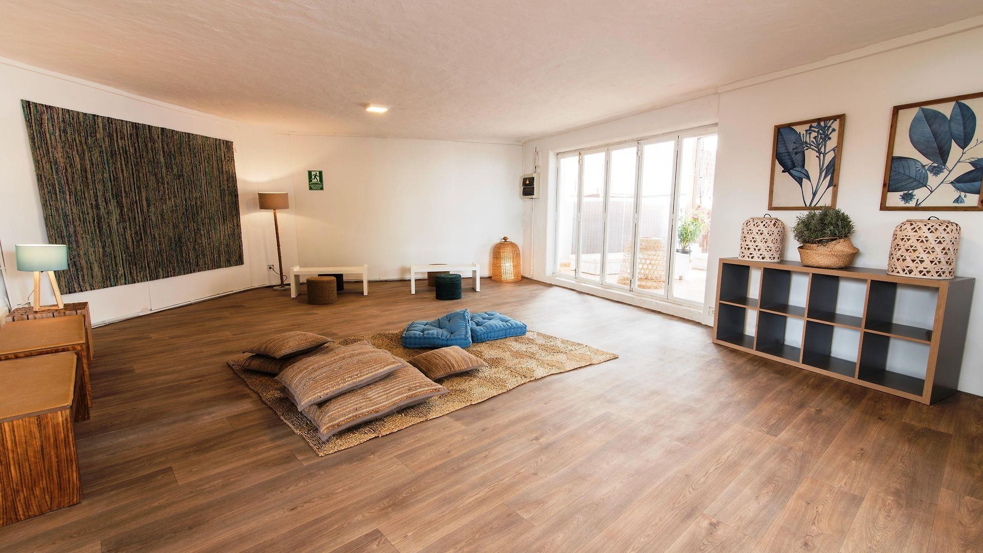 Fergus Style Punta Arabí 24