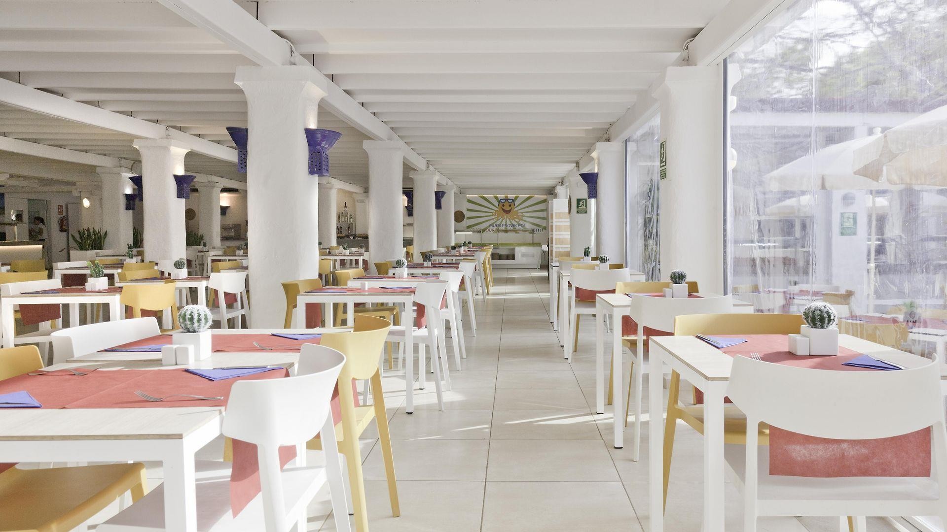 Fergus Style Punta Arabí 13