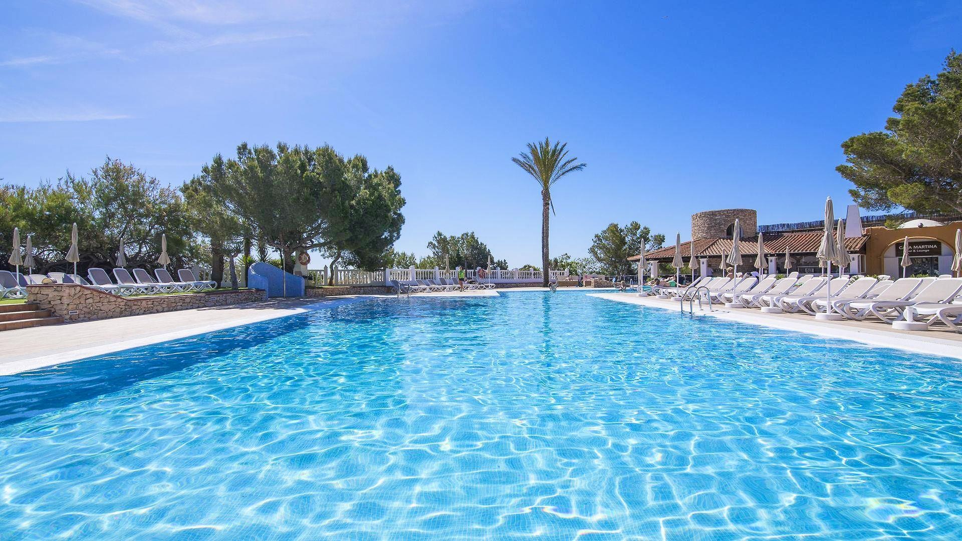 Fergus Style Punta Arabí 18