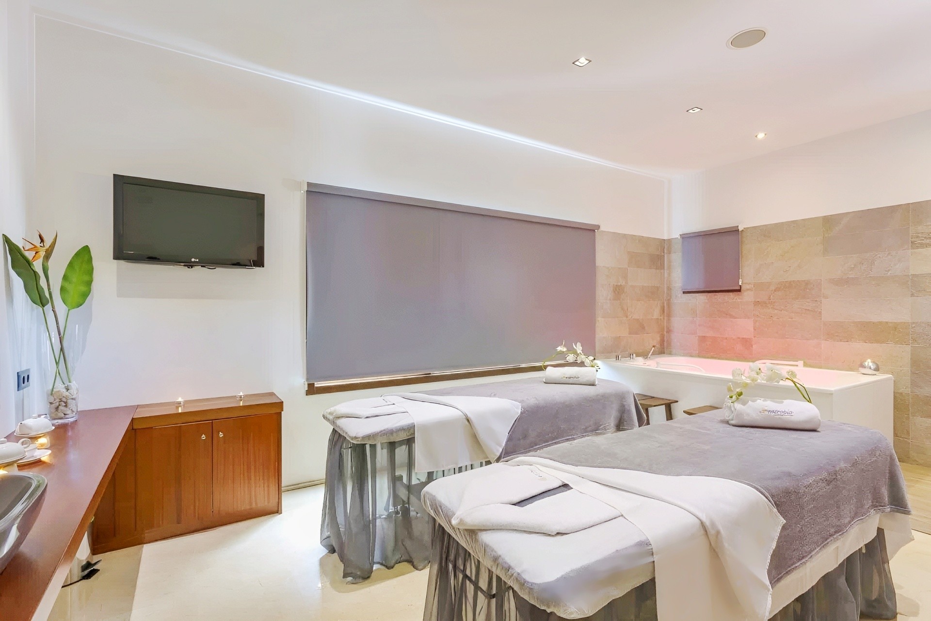 Gran Palladium White Island Resort & Spa 19