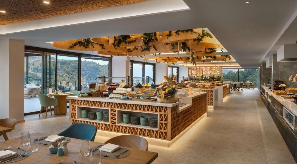 Cala San Miguel Ibiza Resort, Curio Collection by Hilton 13