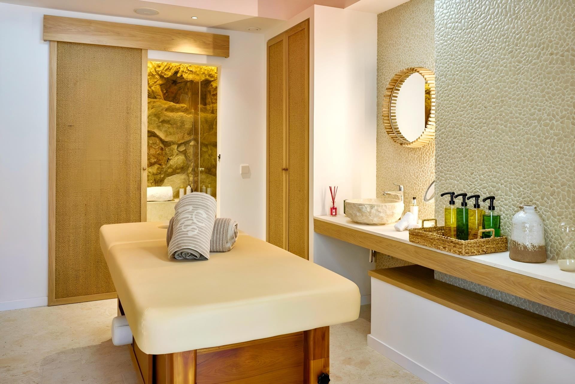 The Club Cala San Miguel Ibiza Resort, Curio Collection by Hilton 36