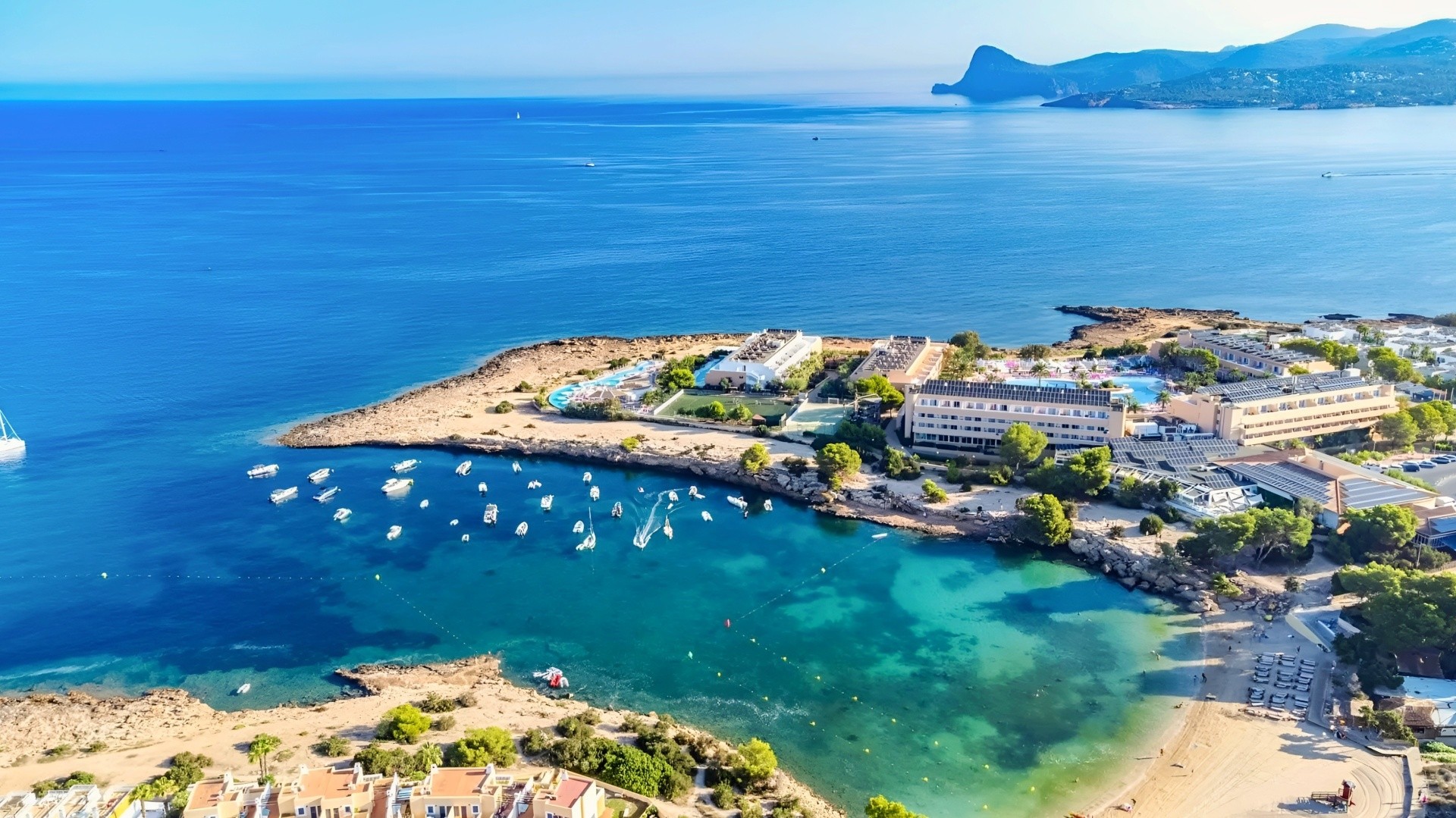 Sirenis Seaview Country Club 29