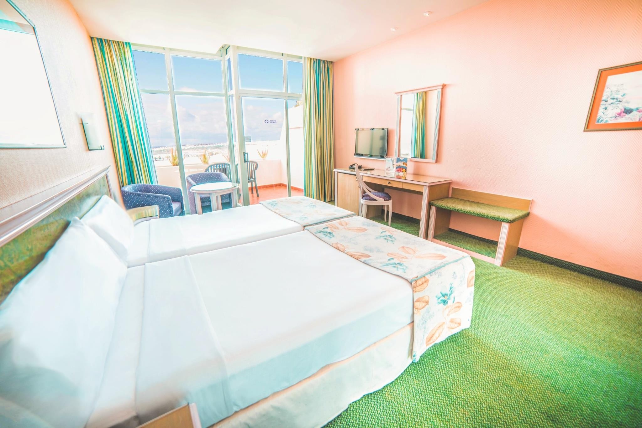 Beatriz Costa & Spa 4