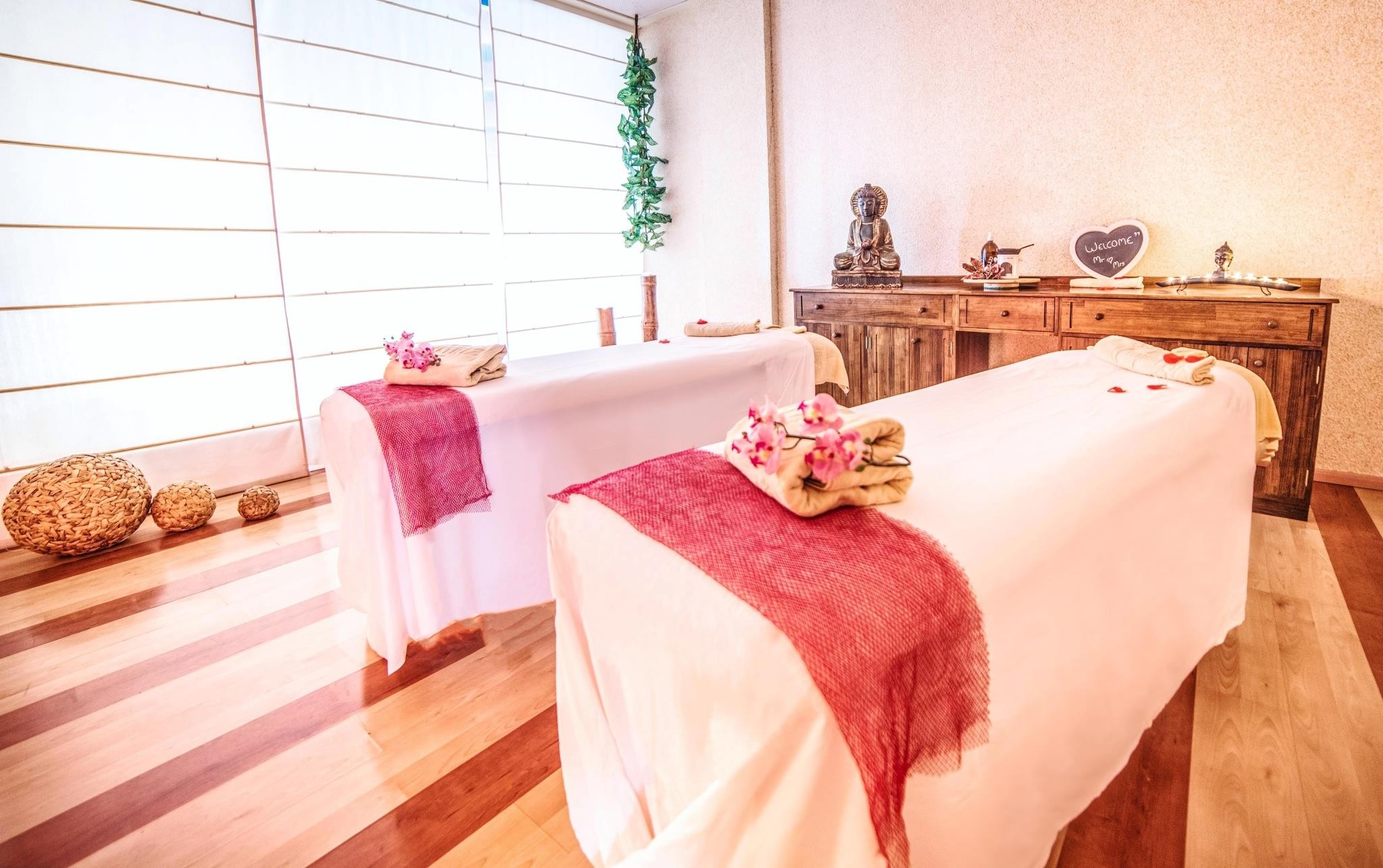 Beatriz Costa & Spa 28