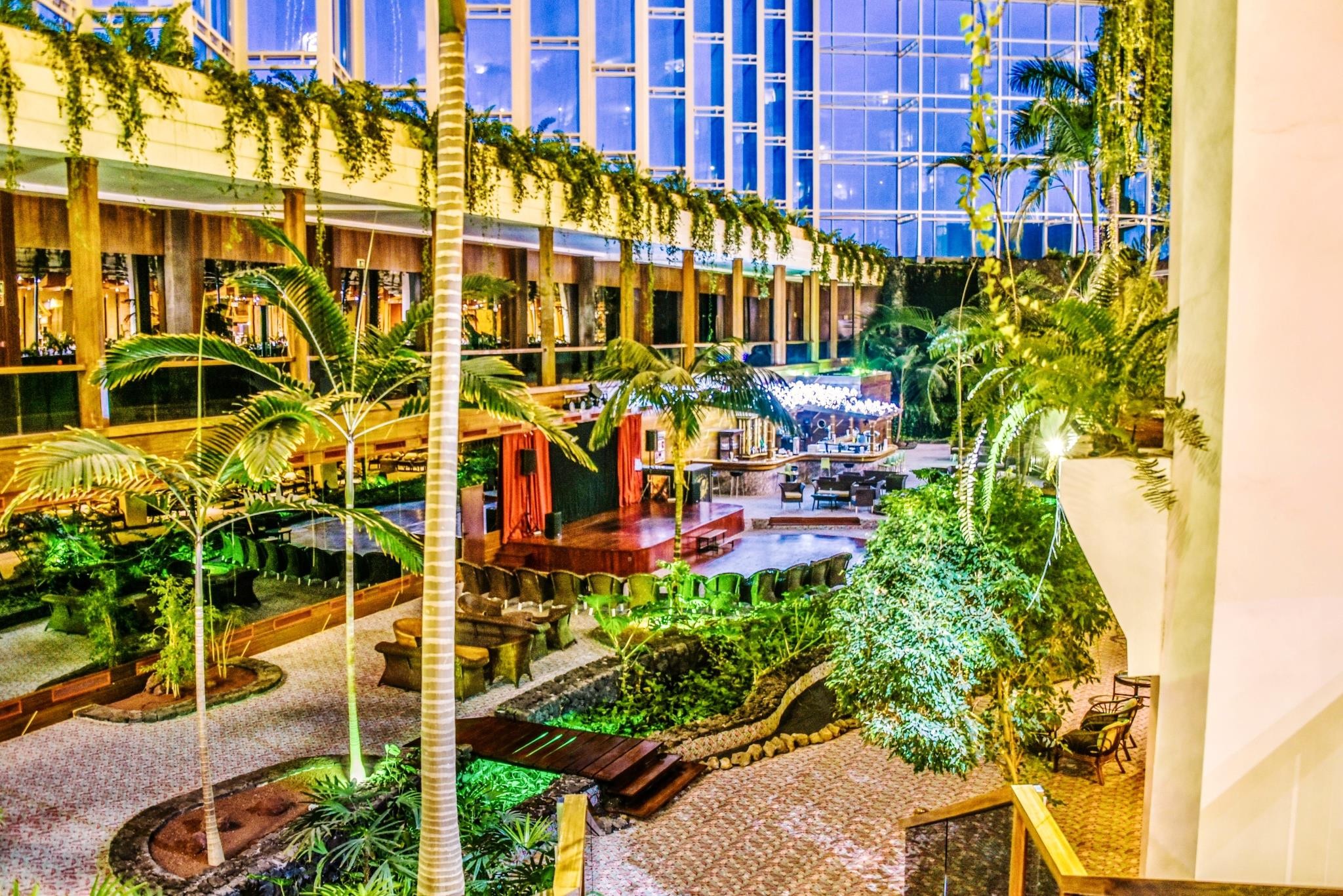 Beatriz Costa & Spa 24