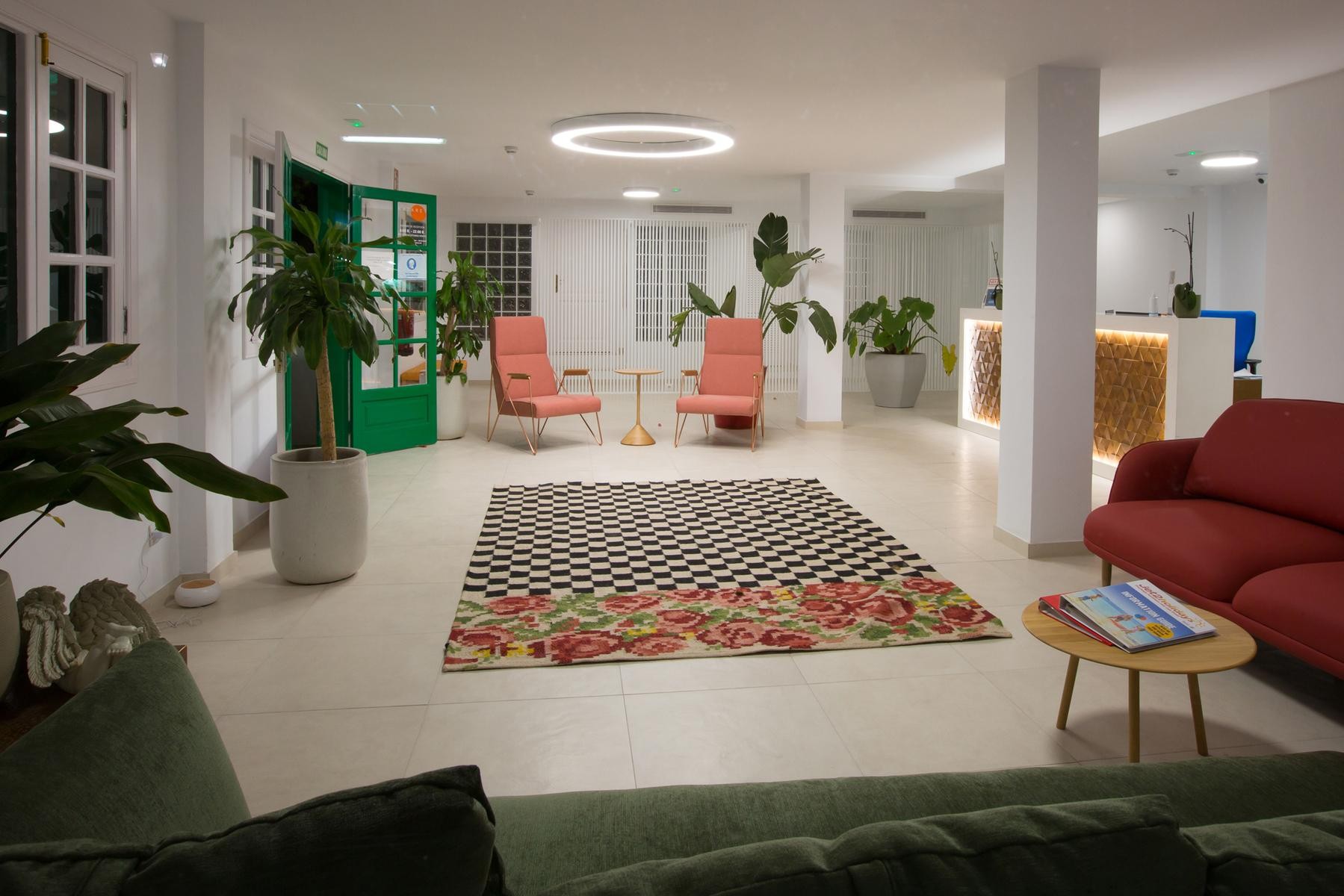 Nazaret Apartamentos 14