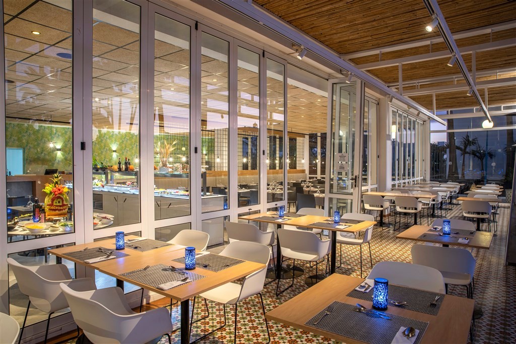 Oasis Lanz Beach Mate 7