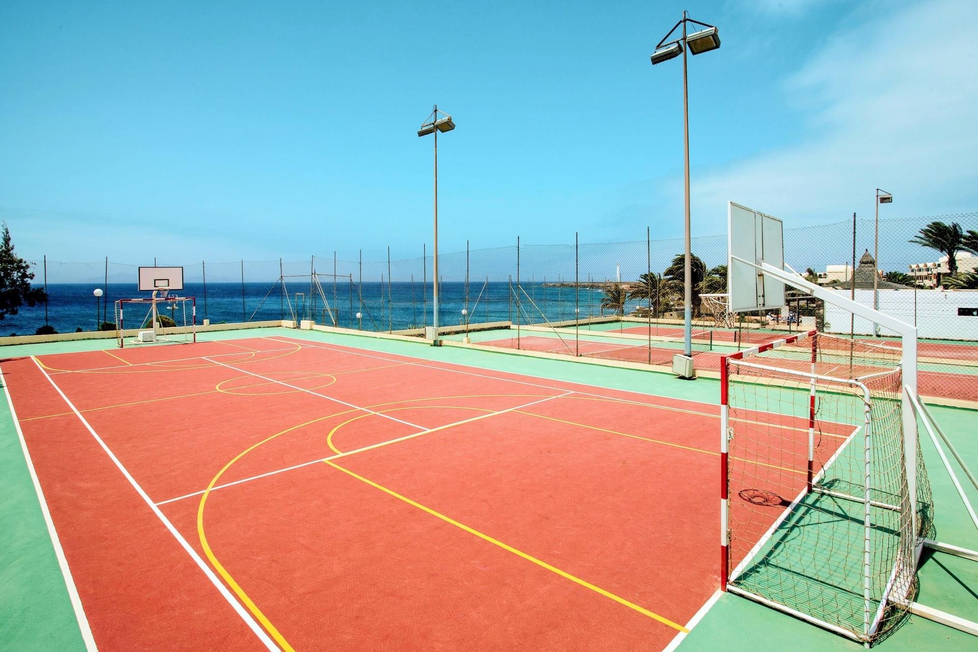 SBH Royal Mónica 30