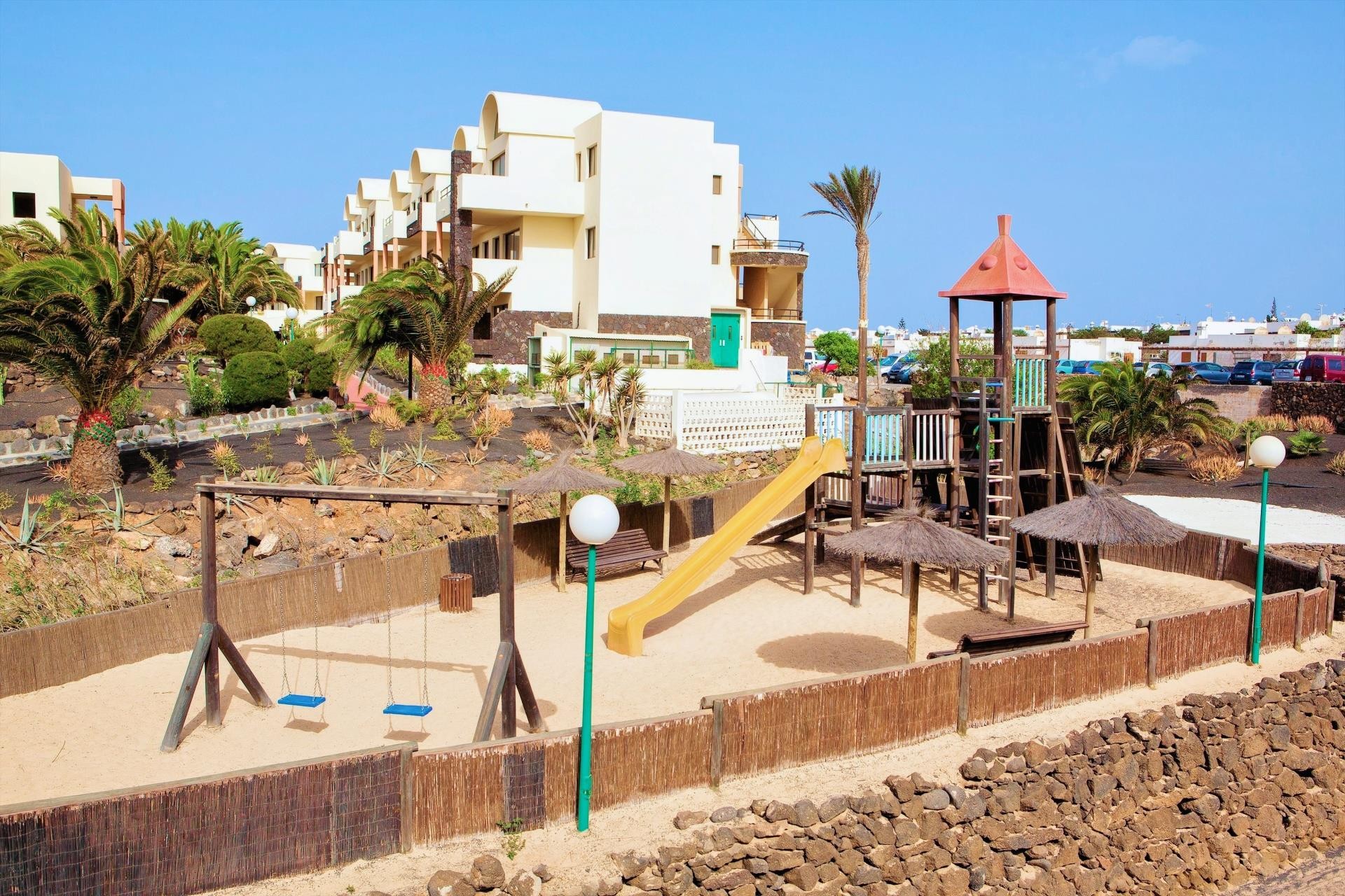 SBH Royal Mónica 26