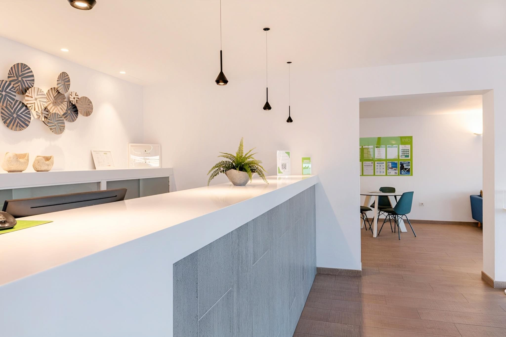 Ereza Los Hibiscos 15