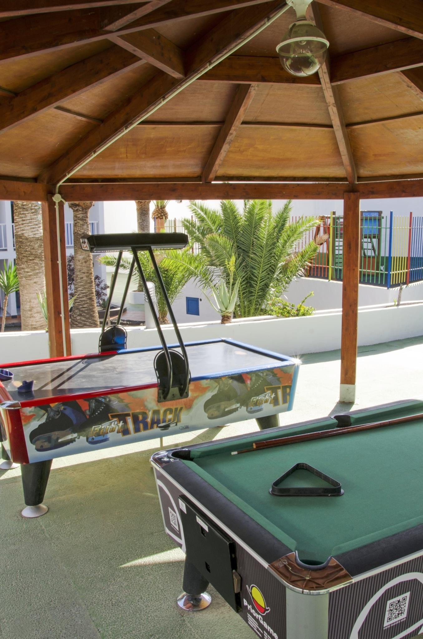 Ereza Los Hibiscos 24