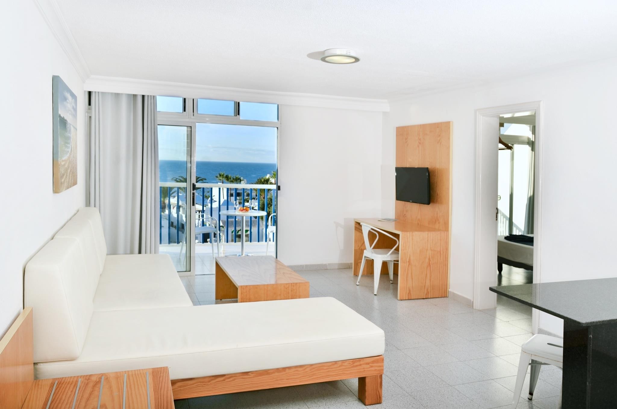 Ereza Los Hibiscos 16