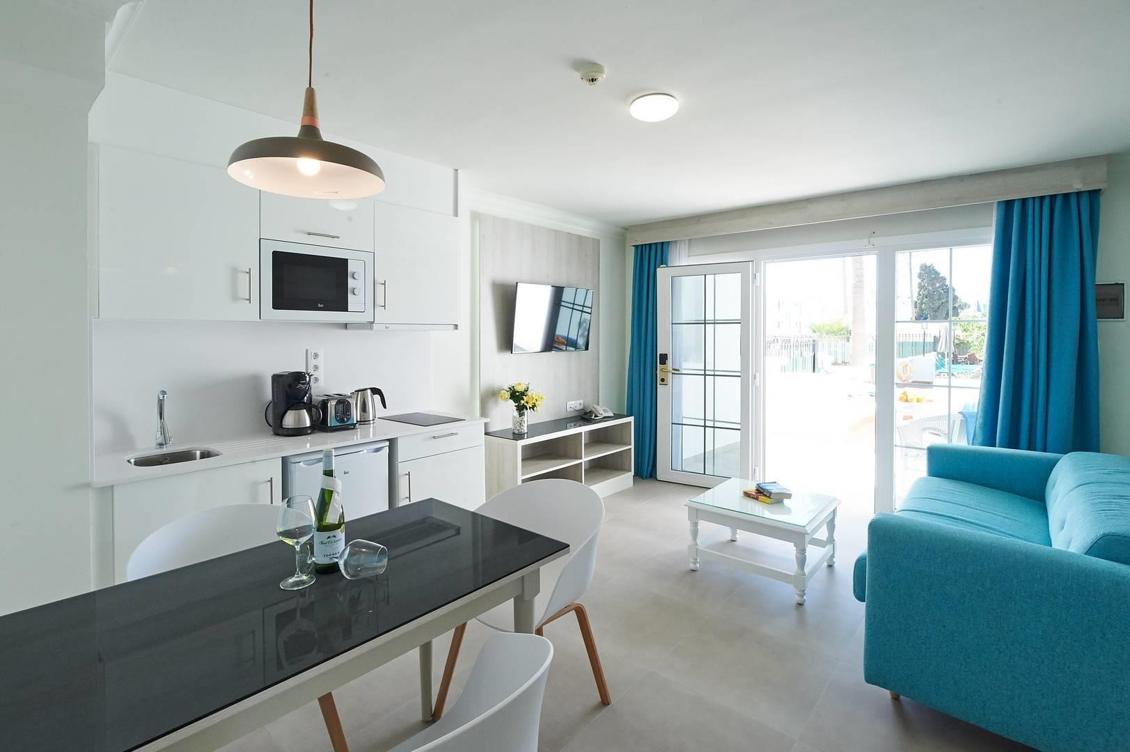 Suite Hotel Montana Club 18