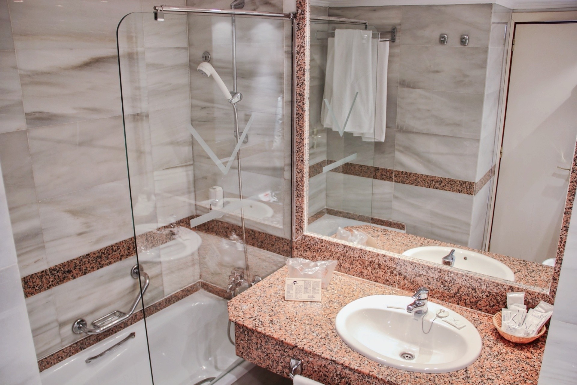 Vik hotel San Antonio 13