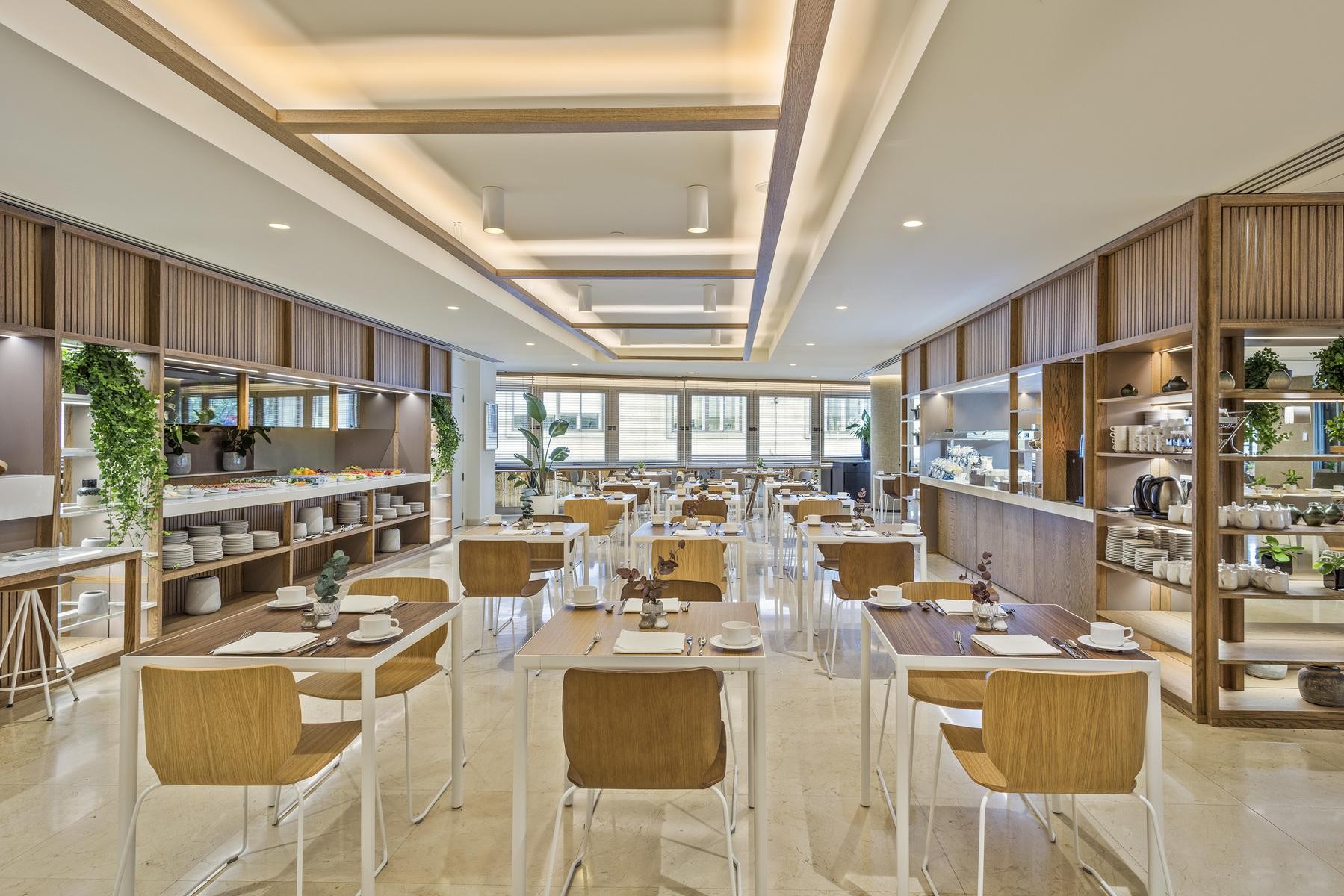 Melia Madrid Princesa 11