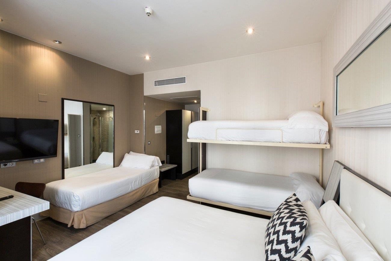 Petit Palace Triball