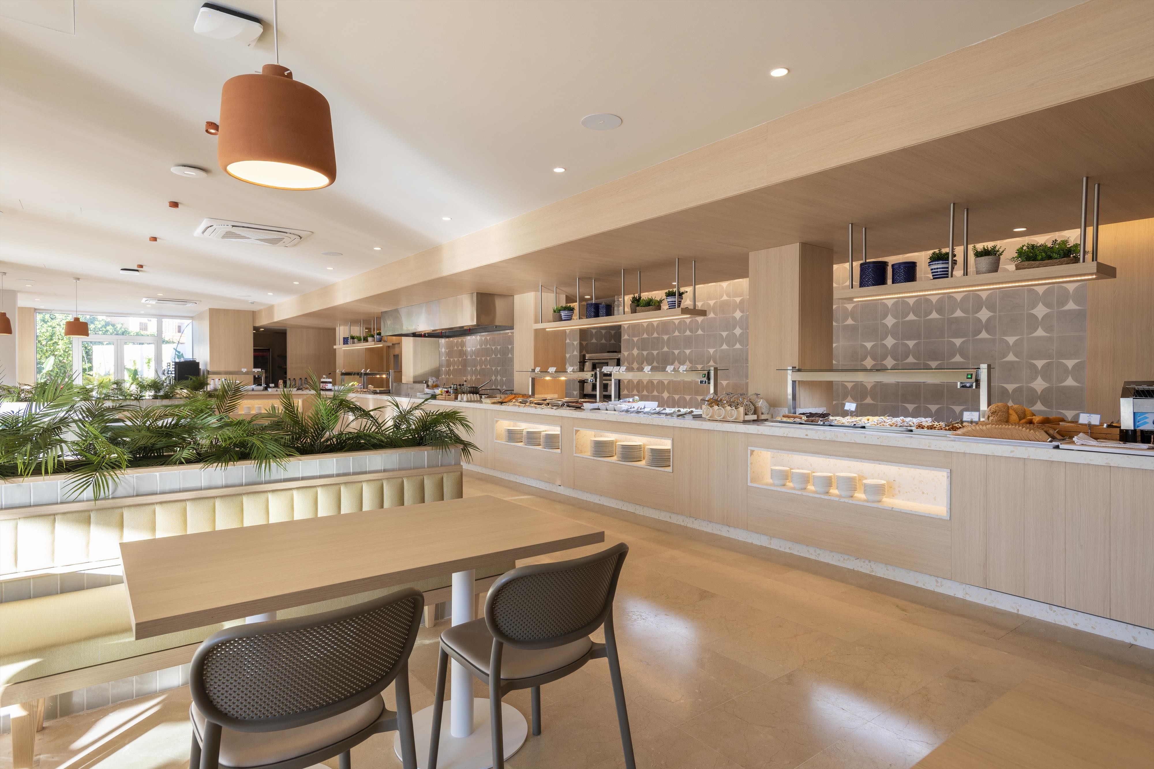 Sol de Alcudia Apartments  13