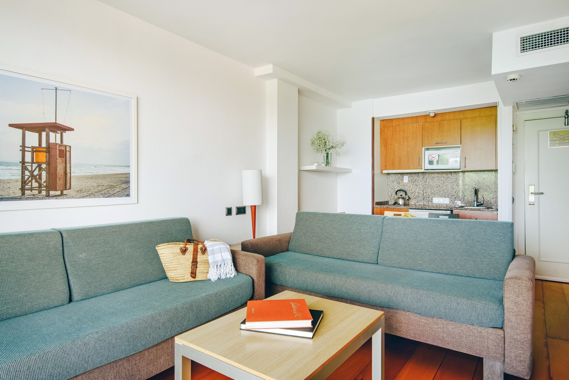 Ivory Playa Aparthotel 8