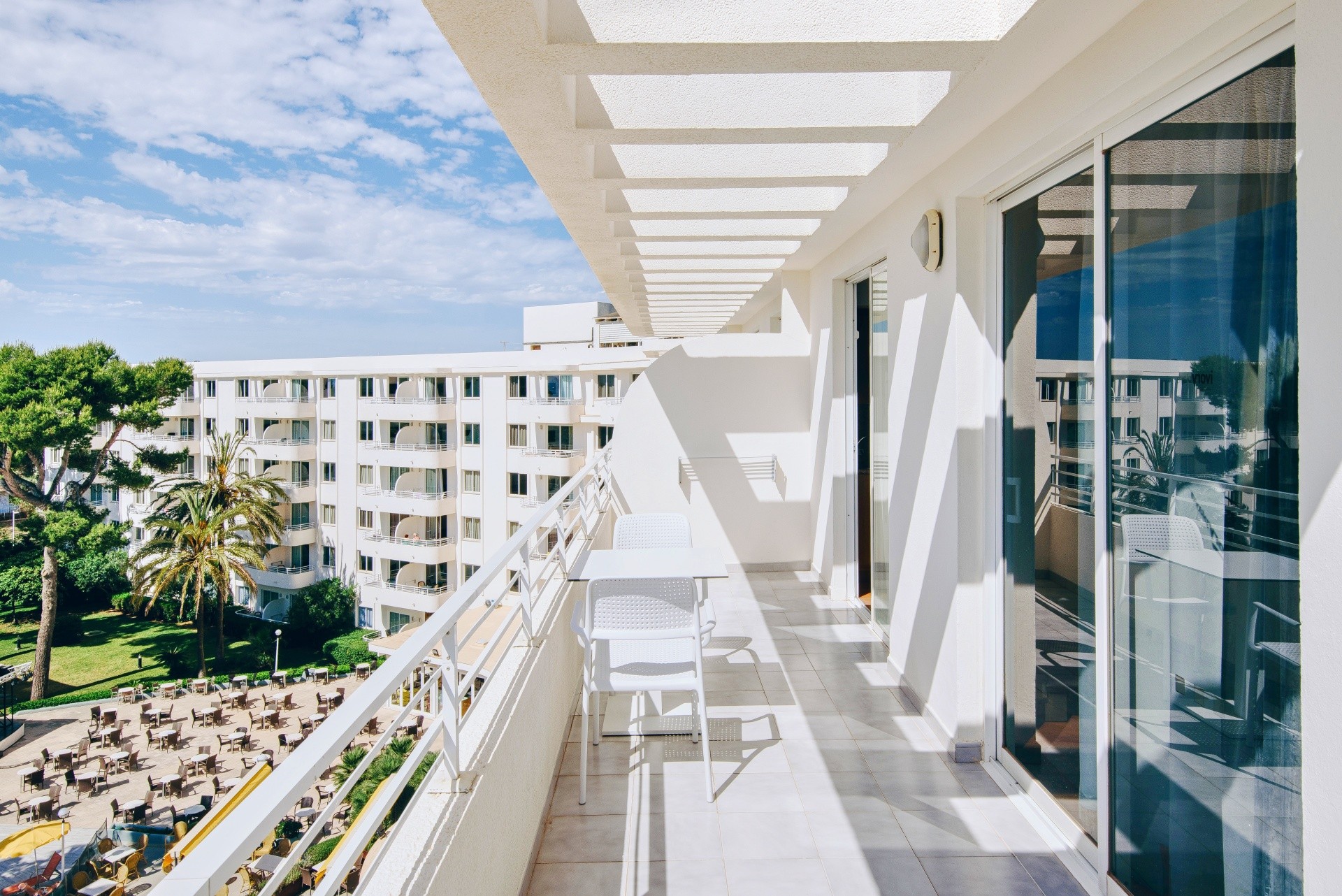 Ivory Playa Aparthotel 21