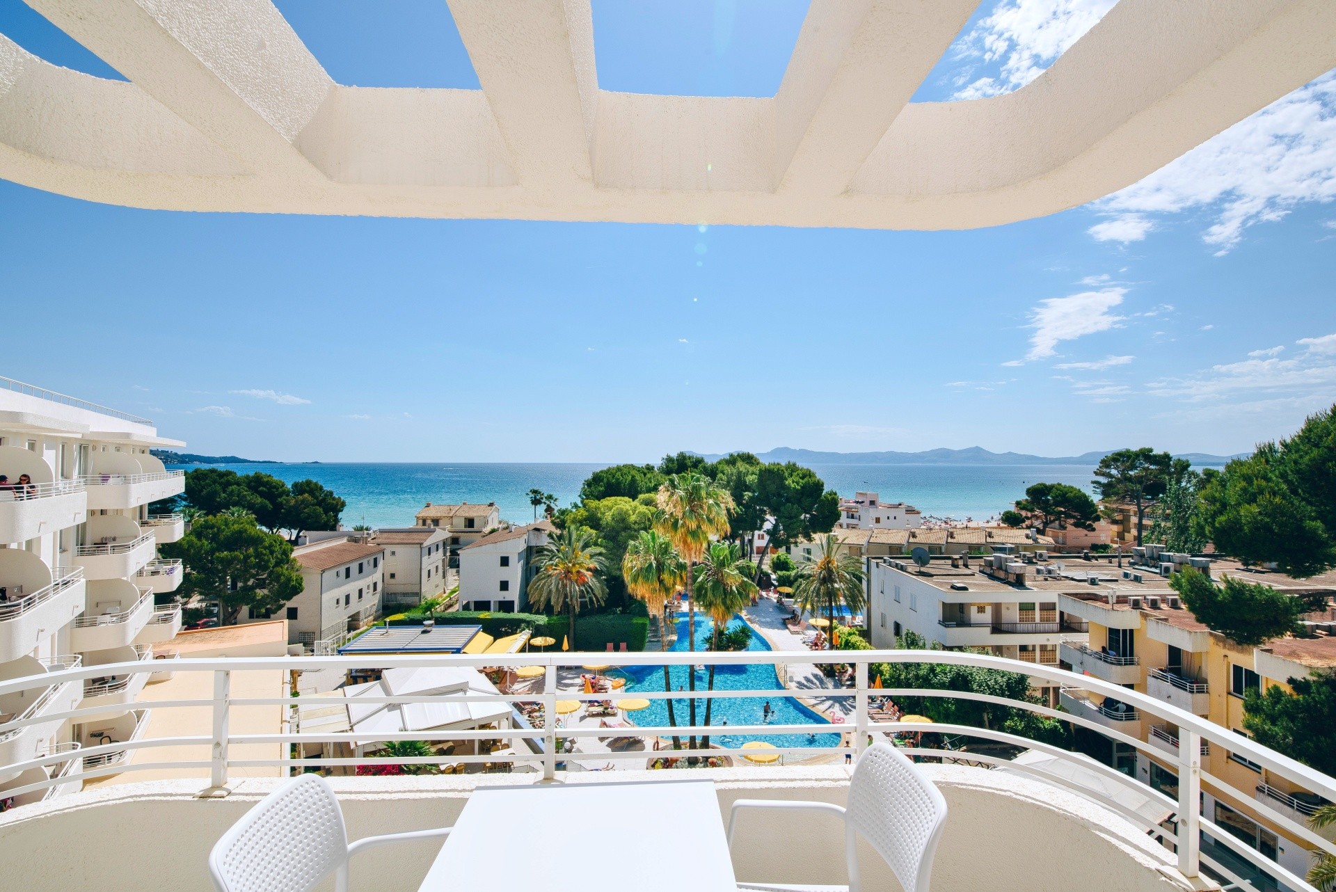 Ivory Playa Aparthotel 20