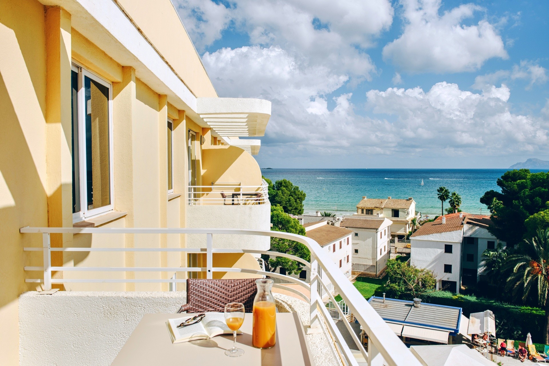 Ivory Playa Aparthotel 22