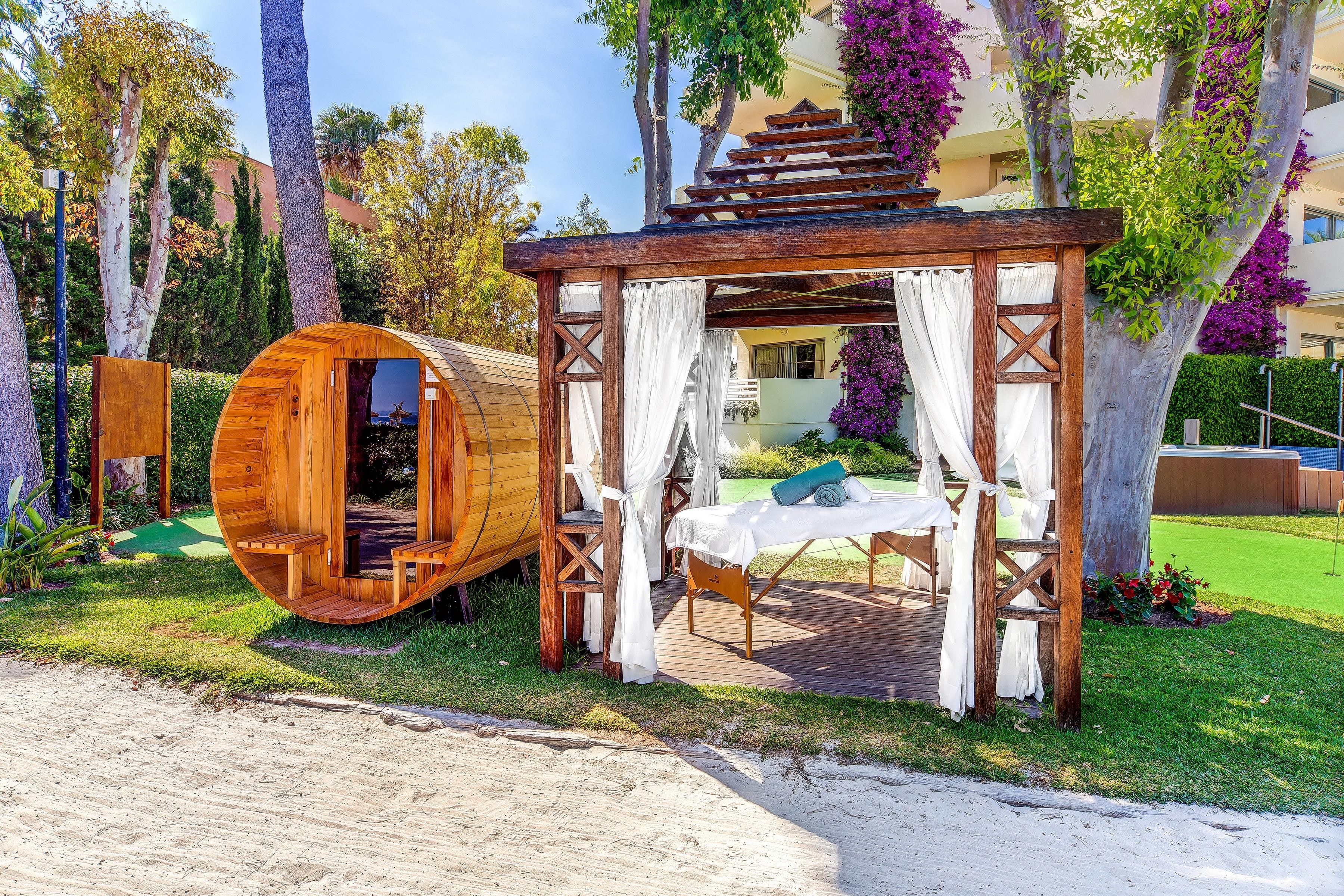 Vanity Hotel Golf - Adults Only 11