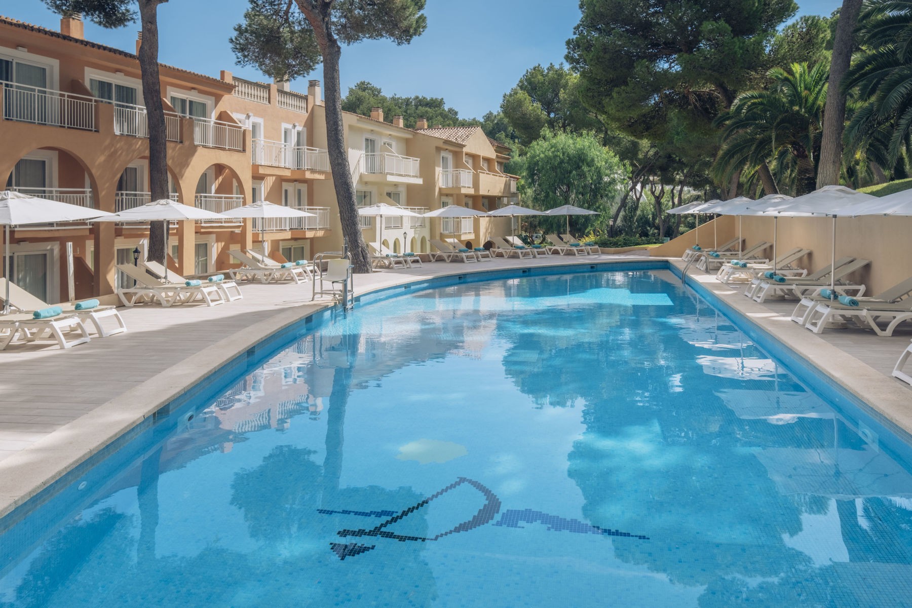 Iberostar Waves Club Cala Barca  15