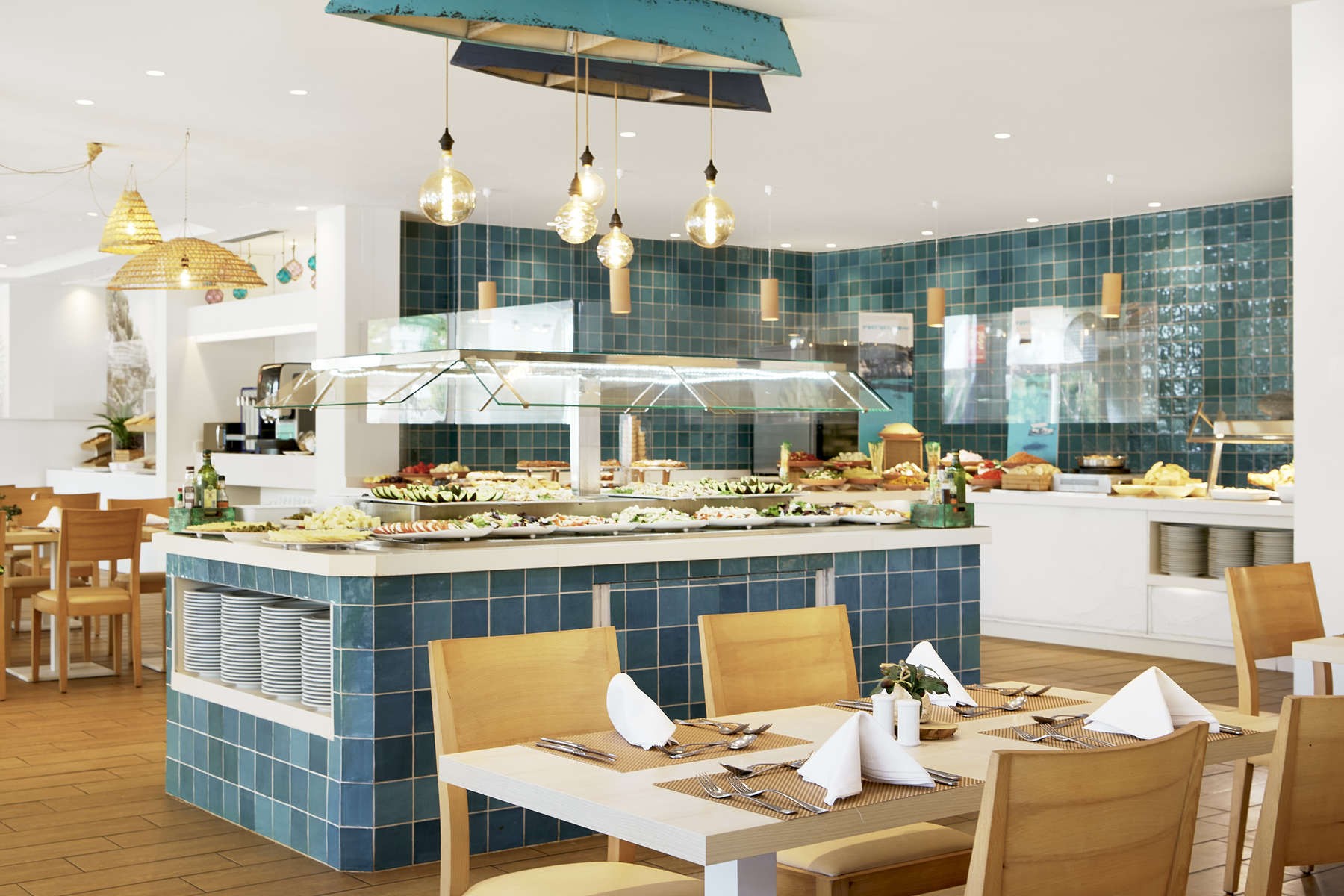 Iberostar Waves Club Cala Barca  12