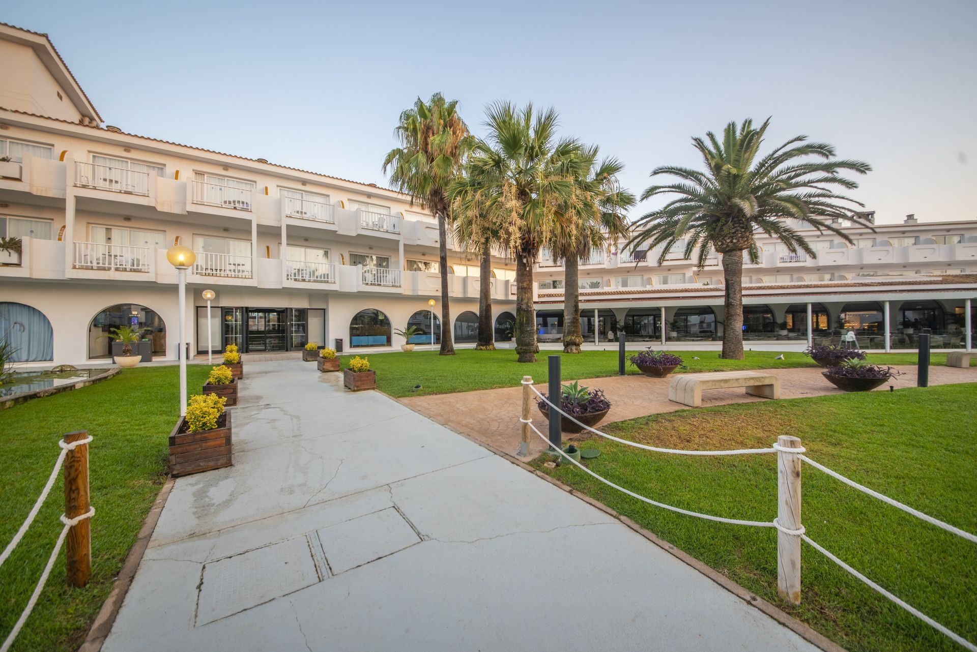 Blau Punta Reina Resort 35