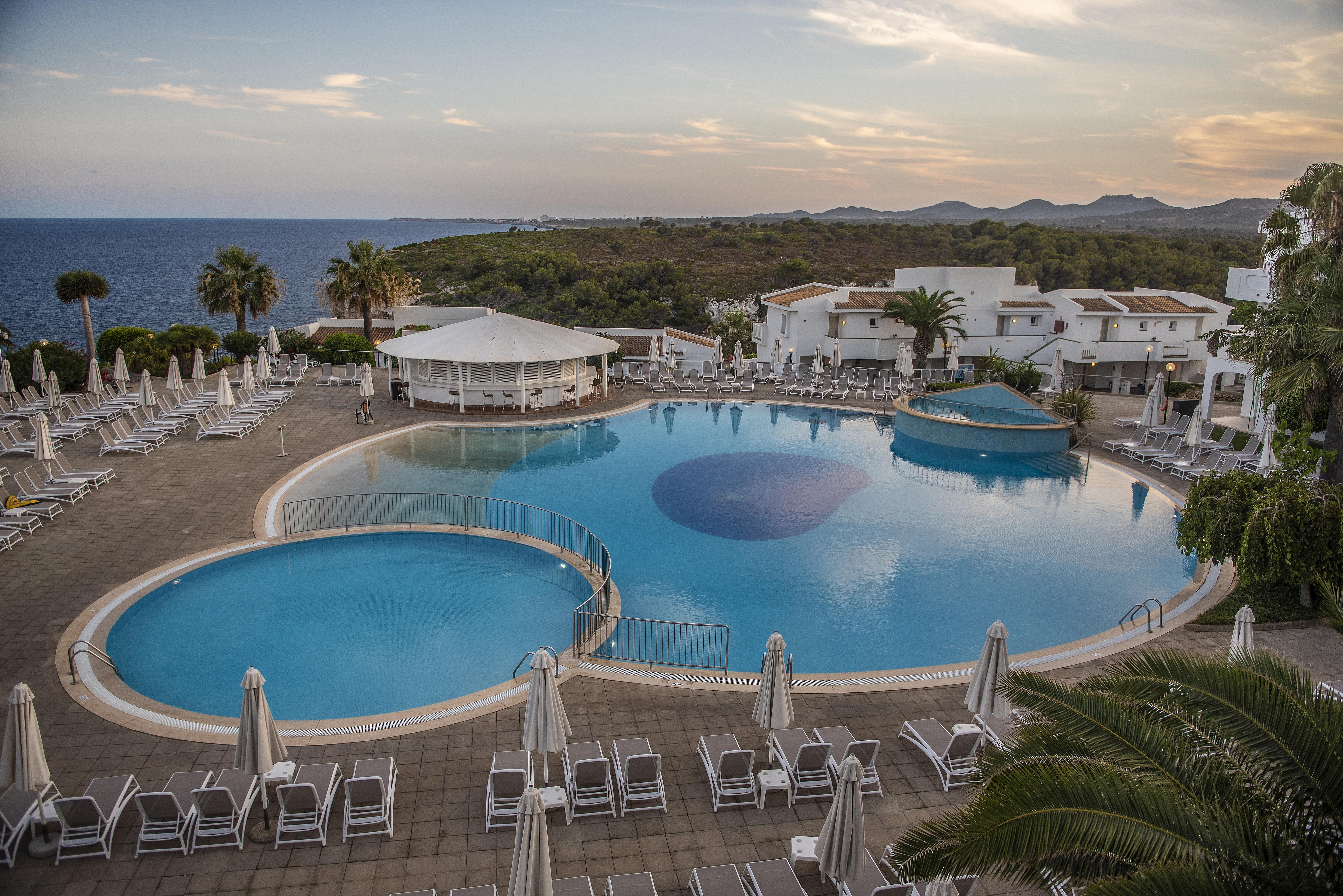 Blau Punta Reina Resort 6