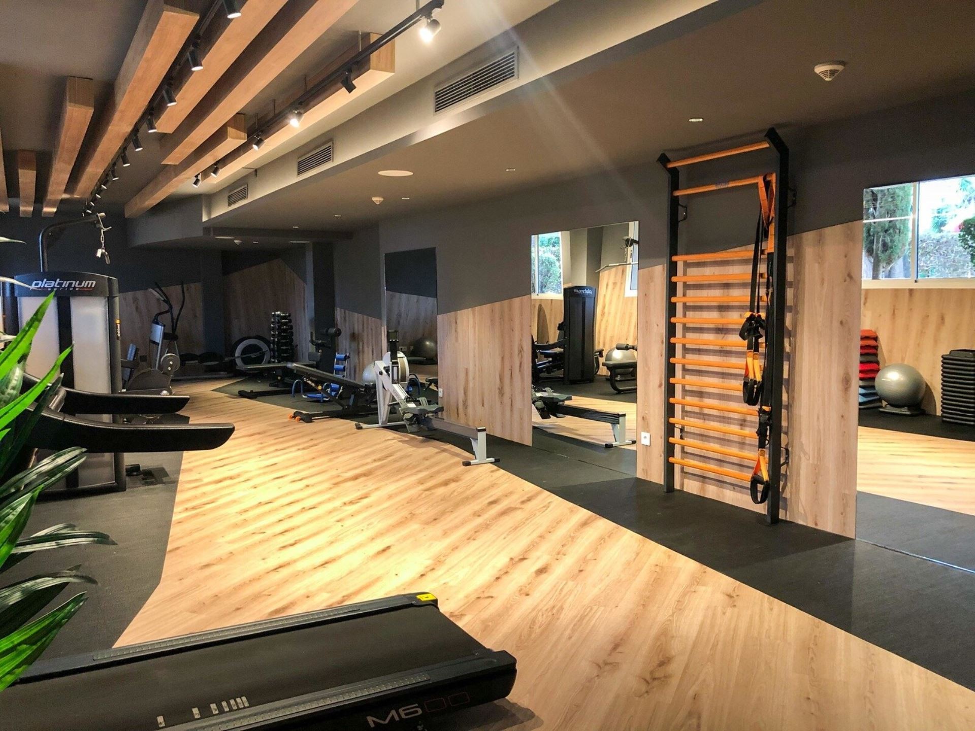 Marins Suites Hotel 23