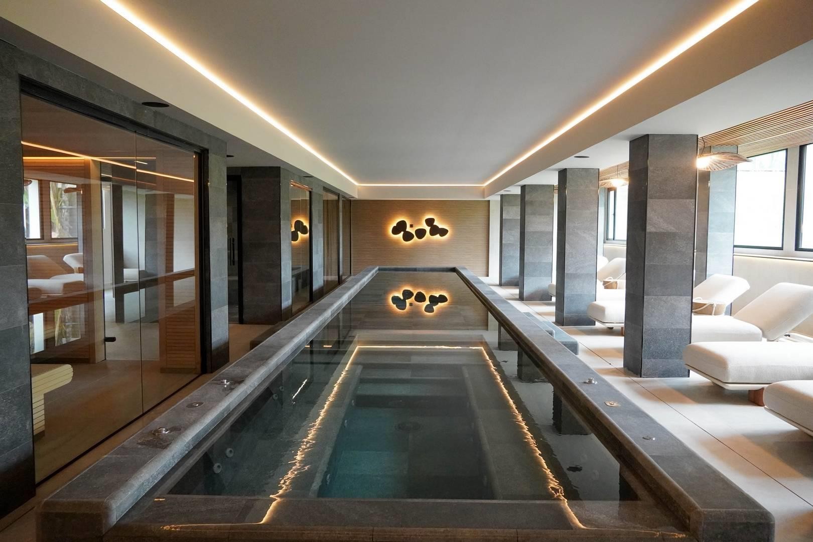 Marins Suites Hotel 26