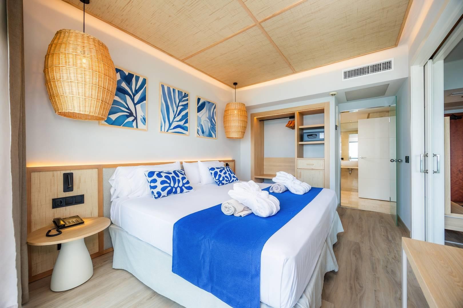 Marins Suites Hotel 9