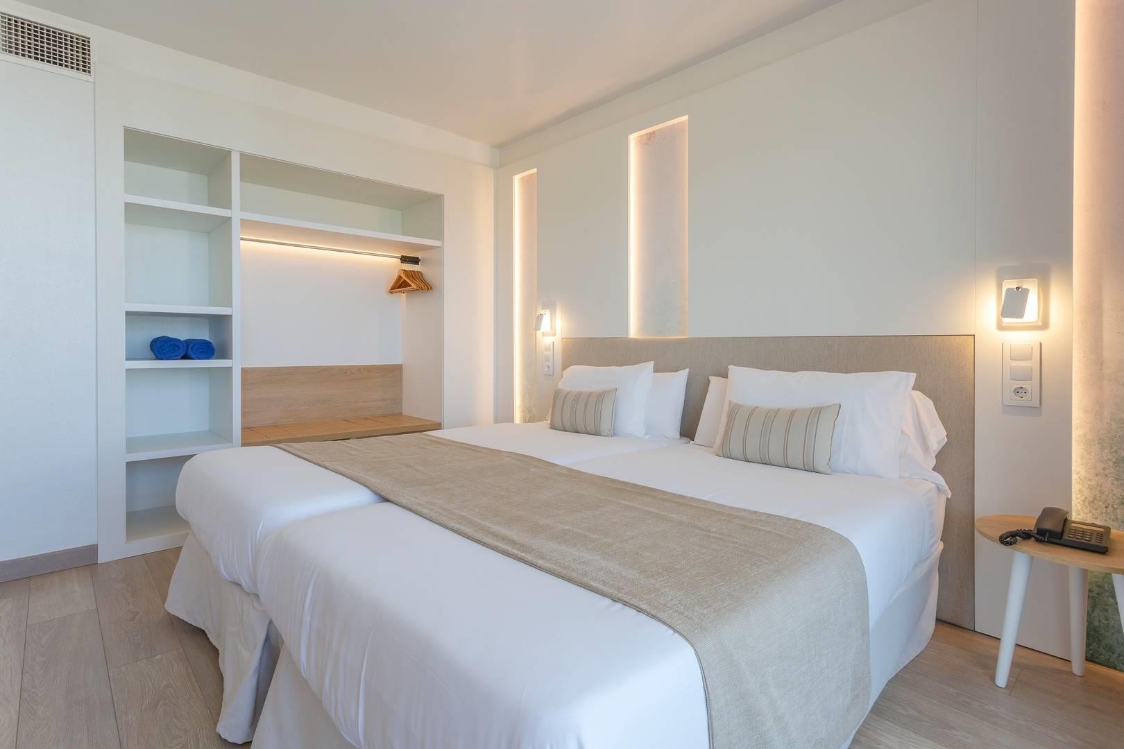 Marins Playa Aparthotel 12