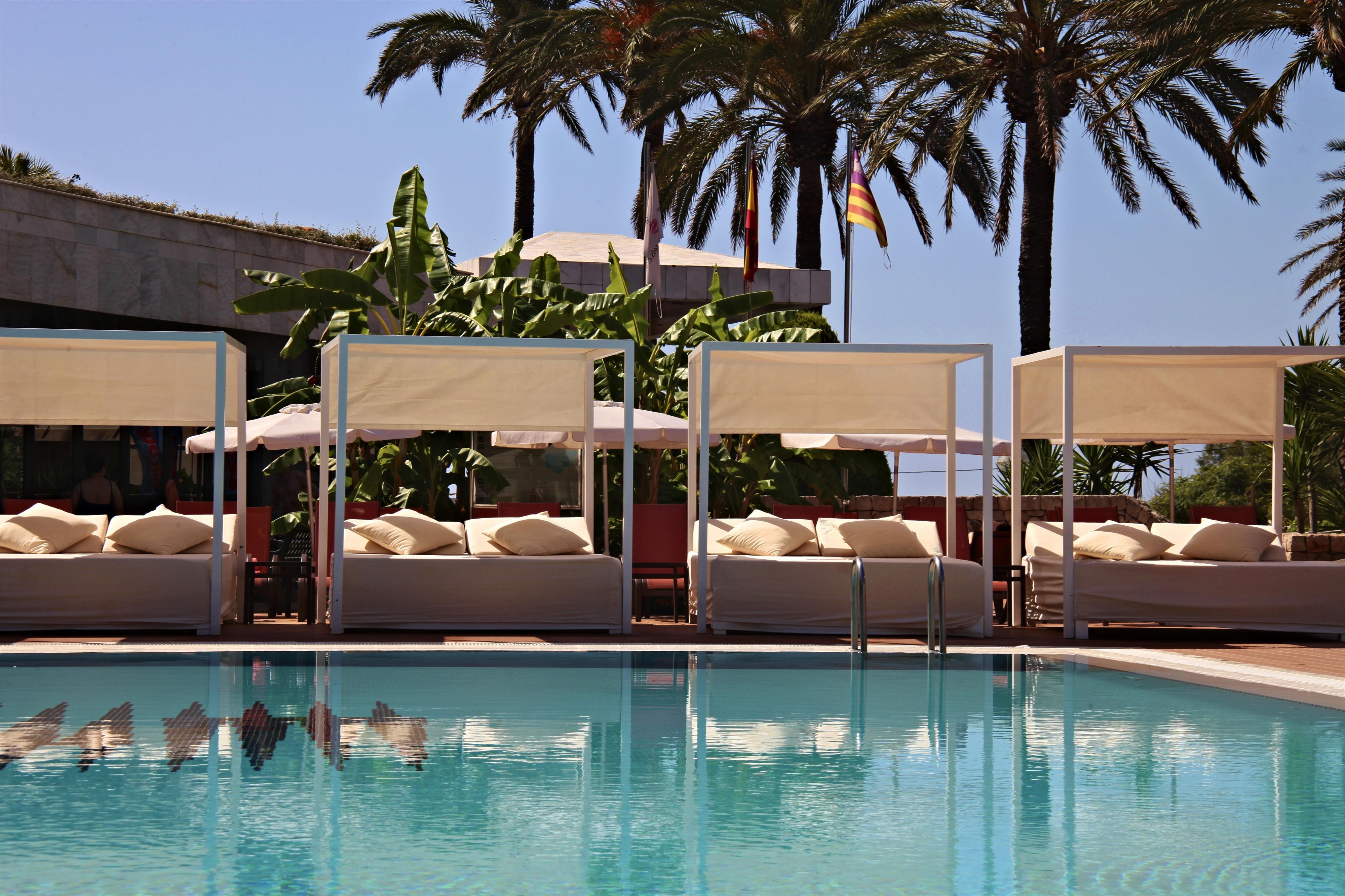 Serrano Palace Hotel