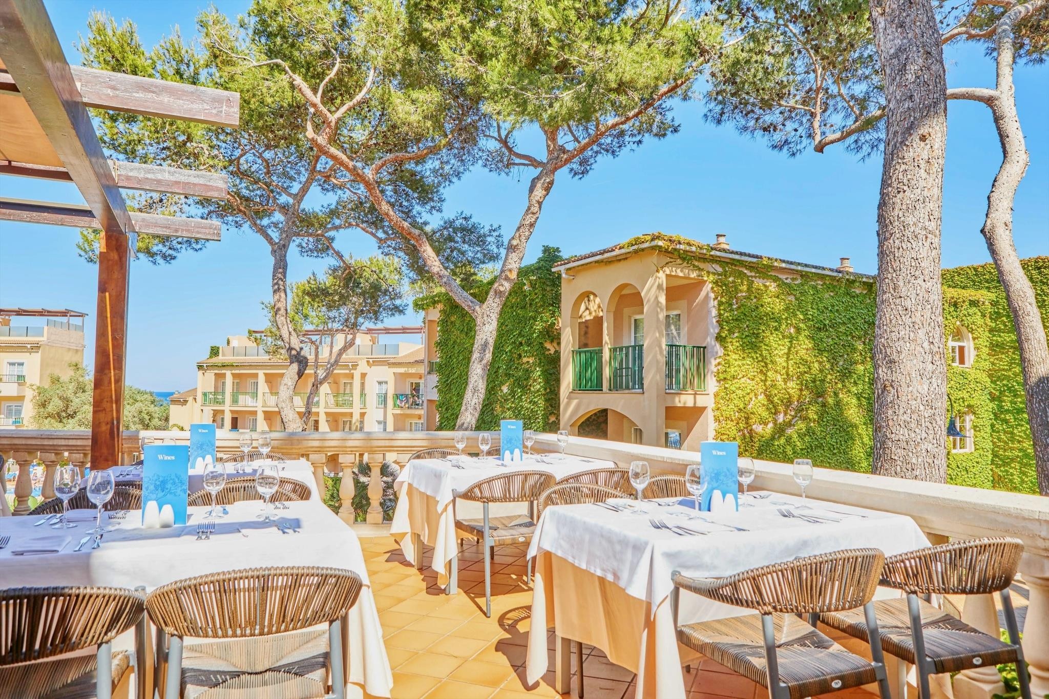 Zafiro Cala Mesquida 15