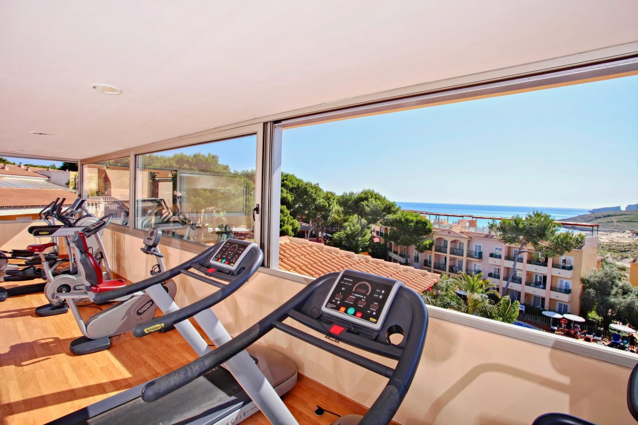 Zafiro Cala Mesquida 19