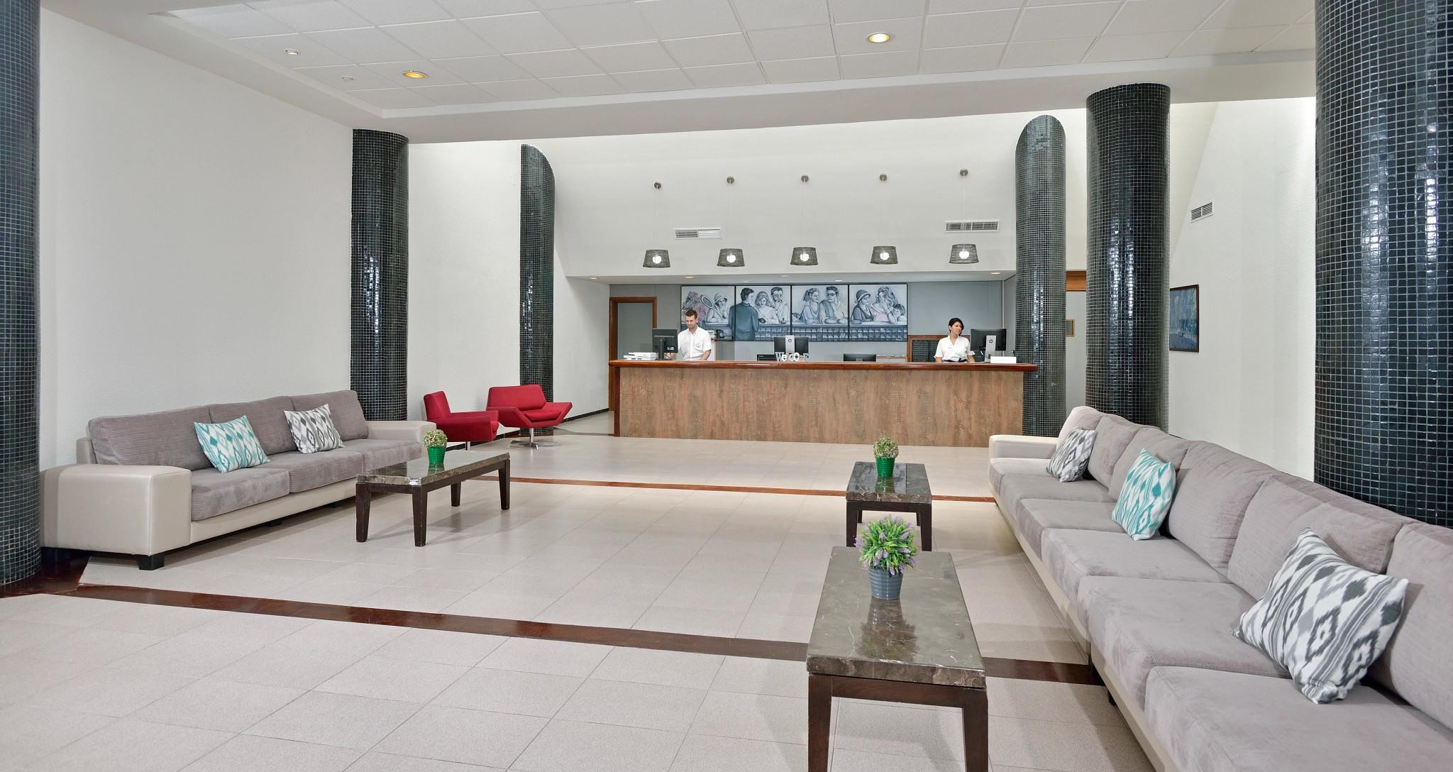 Aluasun Cala Antena 7