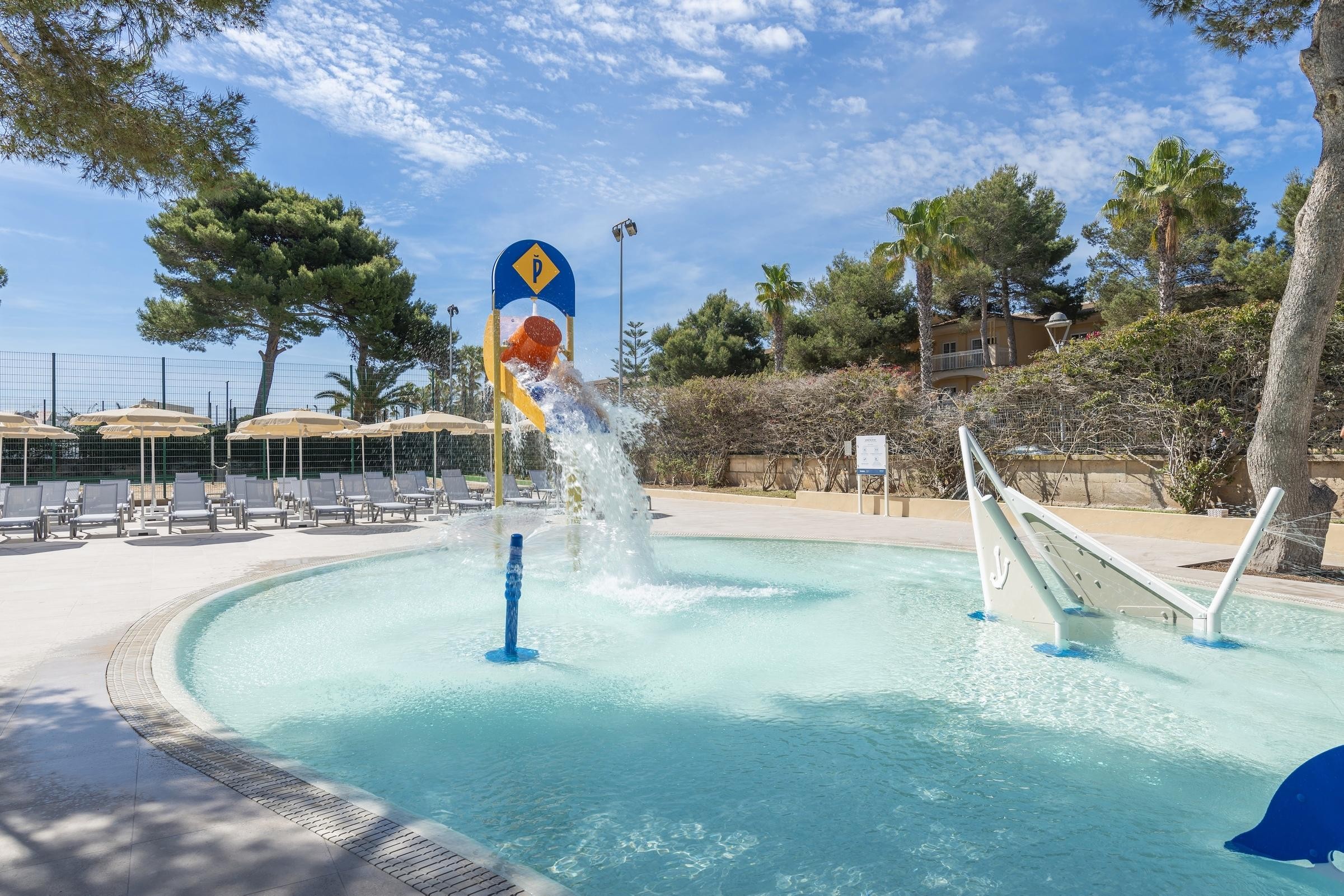 Aparthotel Can Picafort Palace 6