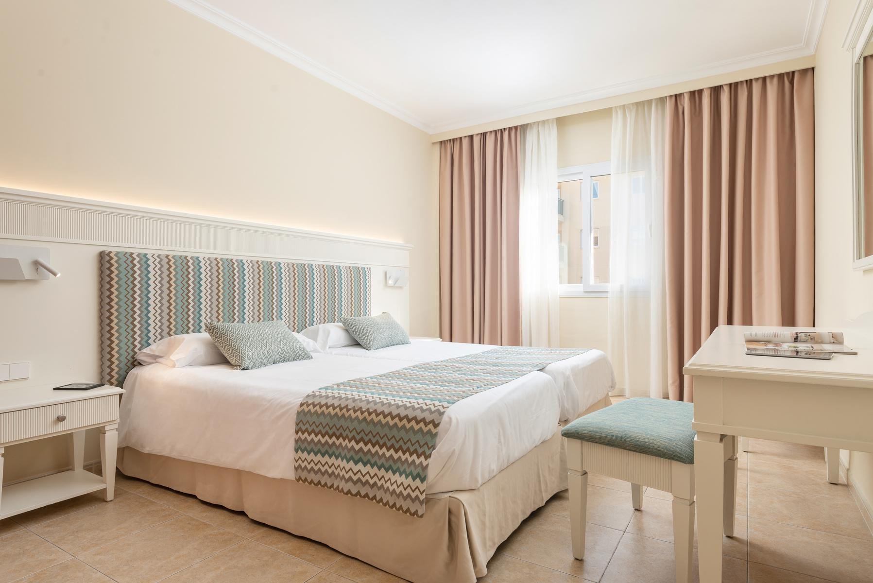 Aparthotel Can Picafort Palace 10