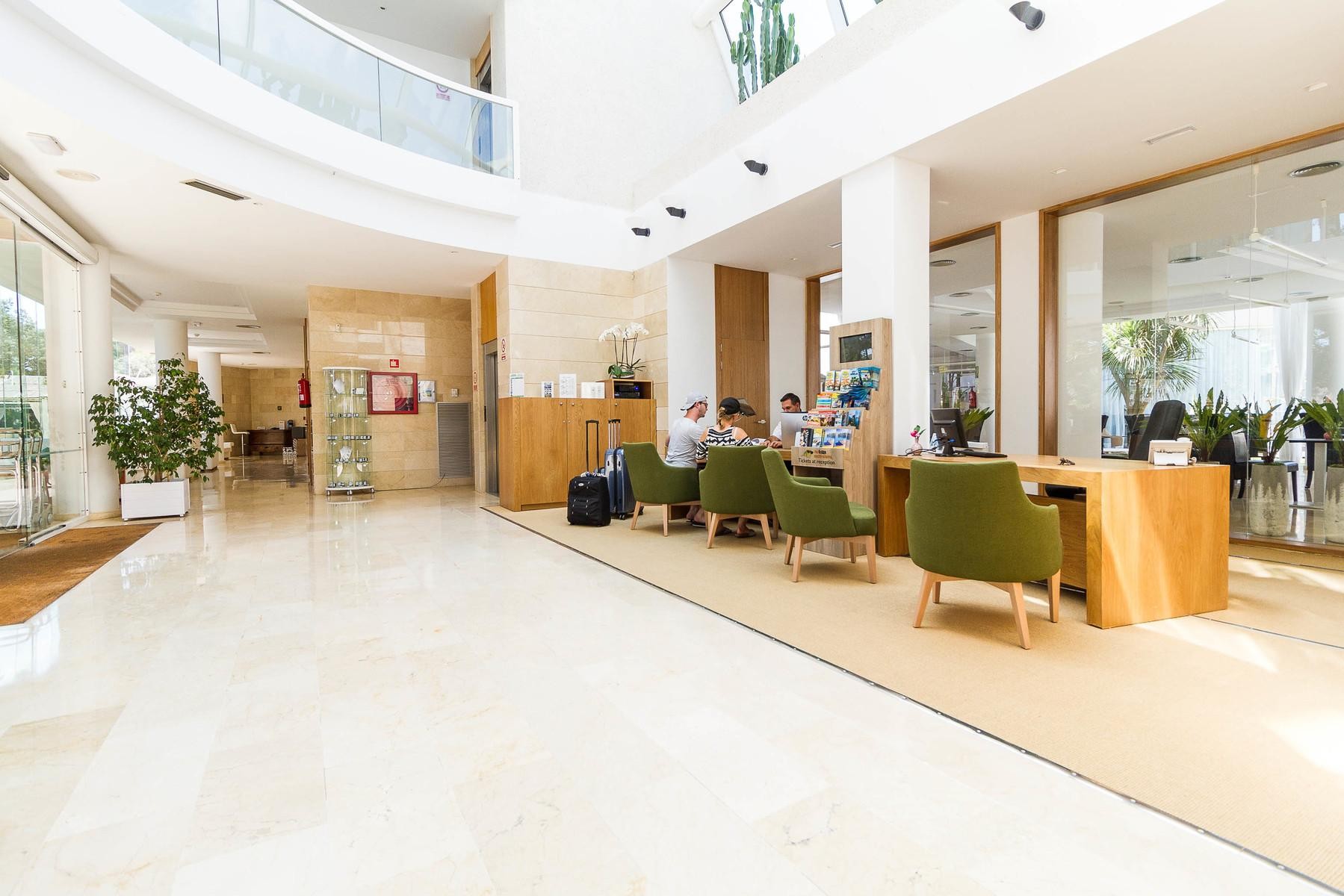 Zafiro Alzinar Mar 21