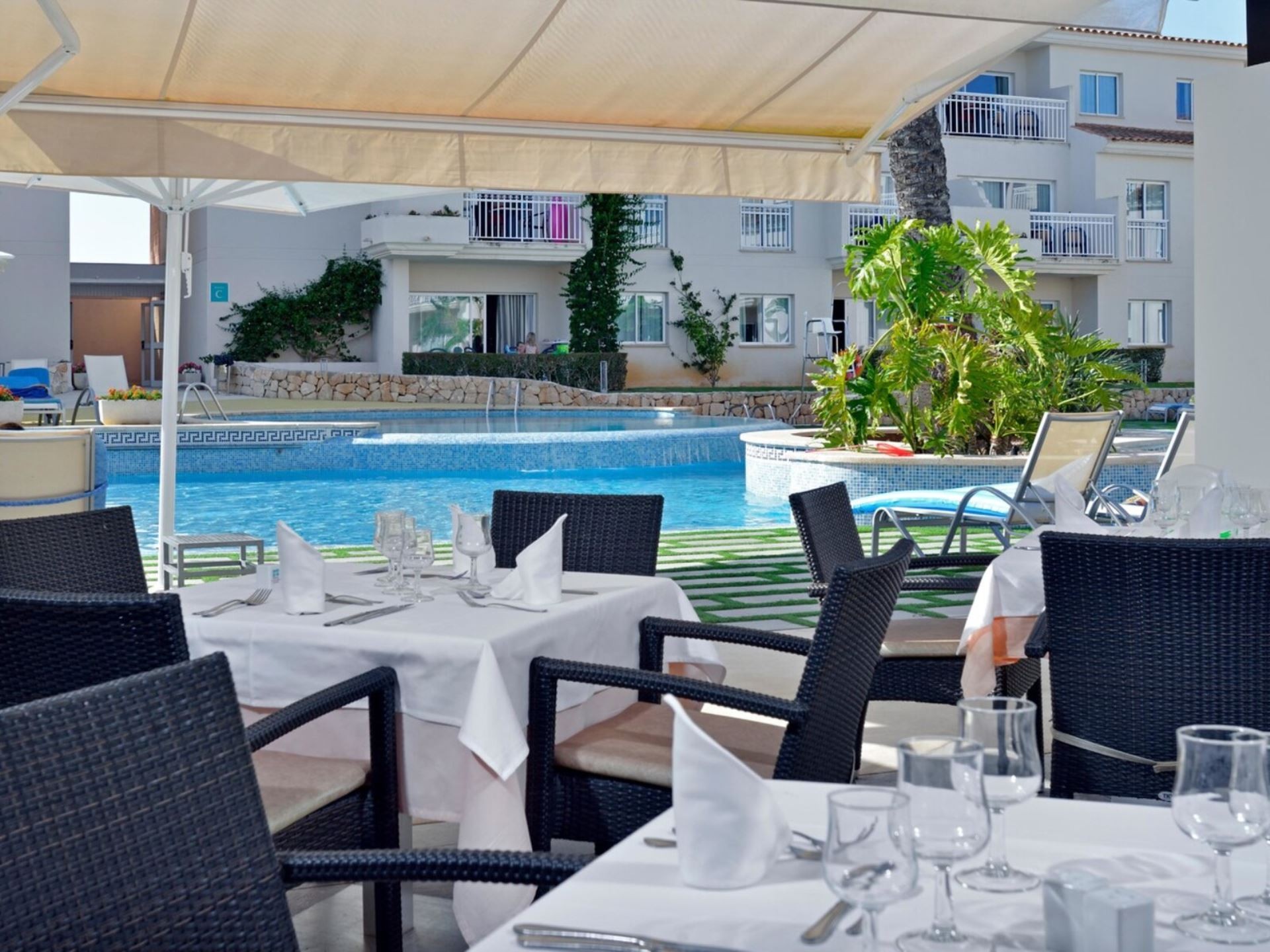 Isla de Cabrera Aparthotel 10