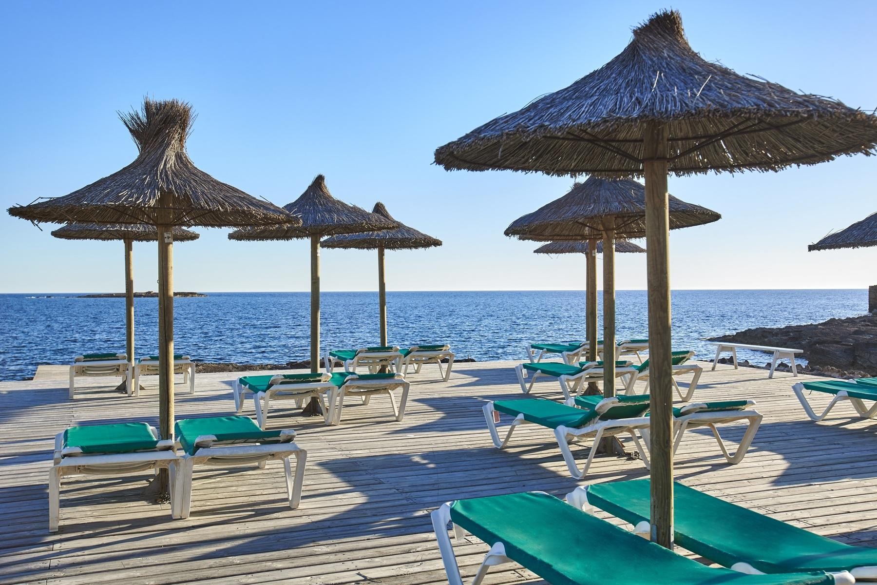 Romantica Universal Hotel  6