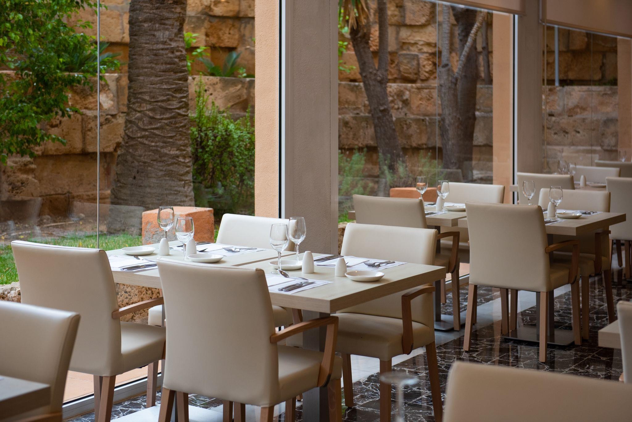 Valentin Reina Paguera Hotel 13