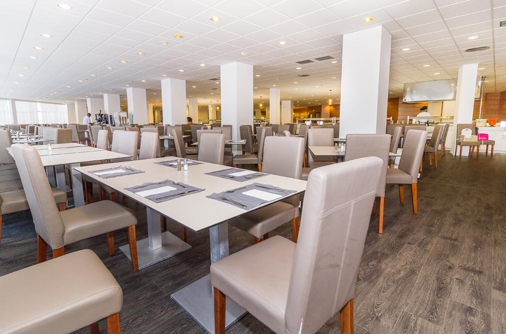 Eix Lagotel Holiday Resort 15