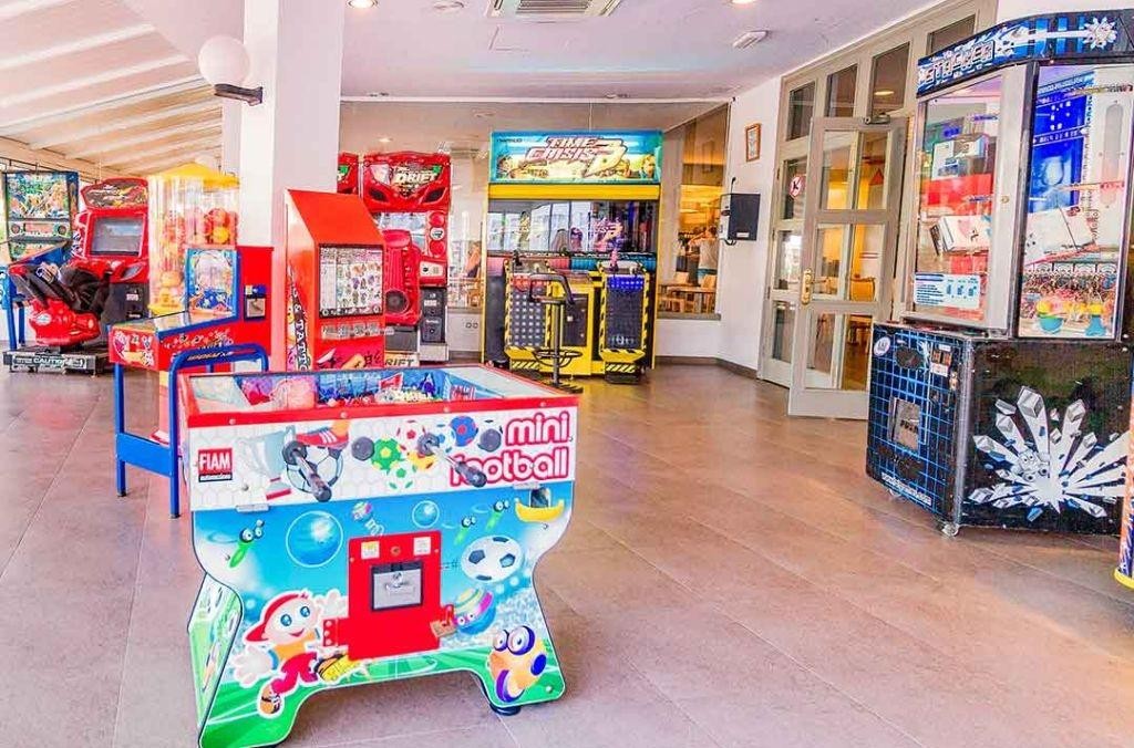 Eix Lagotel Holiday Resort 21