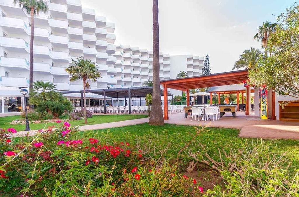 Eix Lagotel Holiday Resort 19